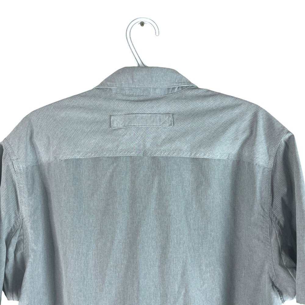 Duluth Vented Button Down Shirt Mens M Gray Short Sleeve Utility Stretch - Picture 3 of 5
